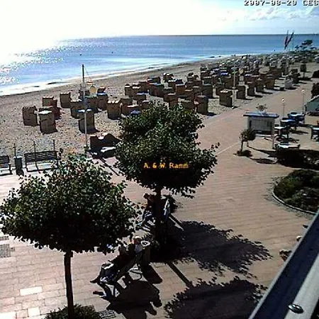 Ferienwohnung Mit Meerblick, 2 Schlafzi-Sued- Balkon -Eig Parkplatz- Glasfaser * דאהמה